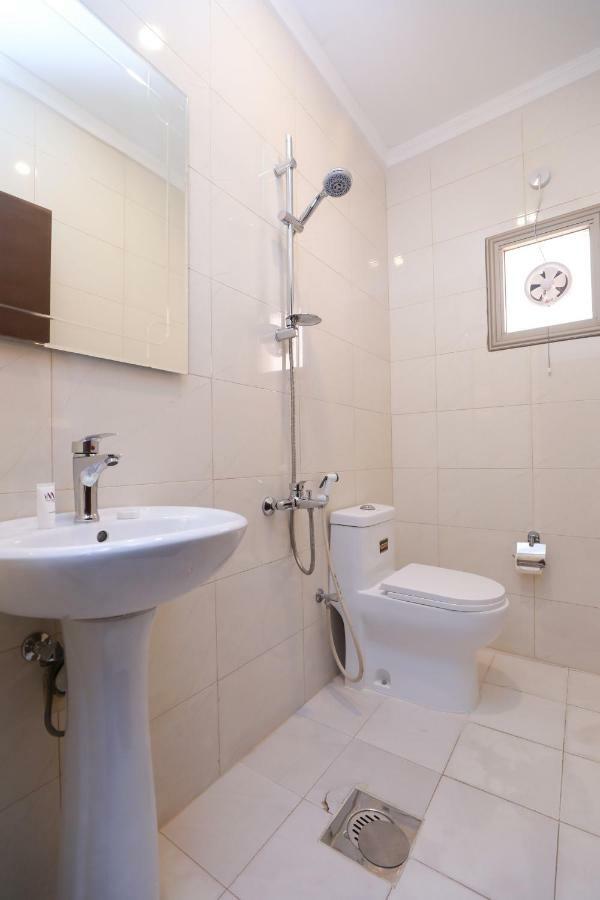 Magic Suite Al Mahboula Kuwait City Exterior foto